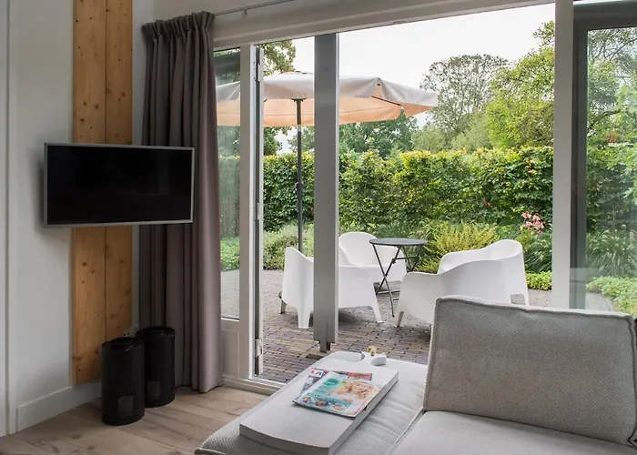 Soeren Lounge 山林小屋 *