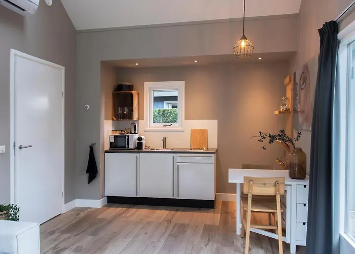 Soeren Lounge 山林小屋 *